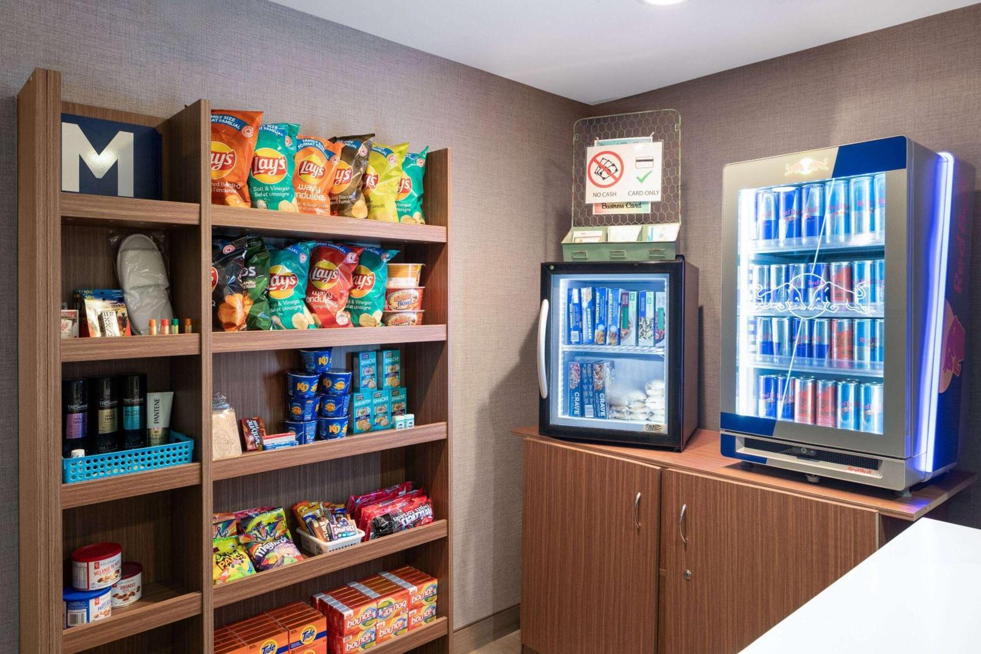 Microtel Inn & Suites By Wyndham Kirkland Lake Экстерьер фото